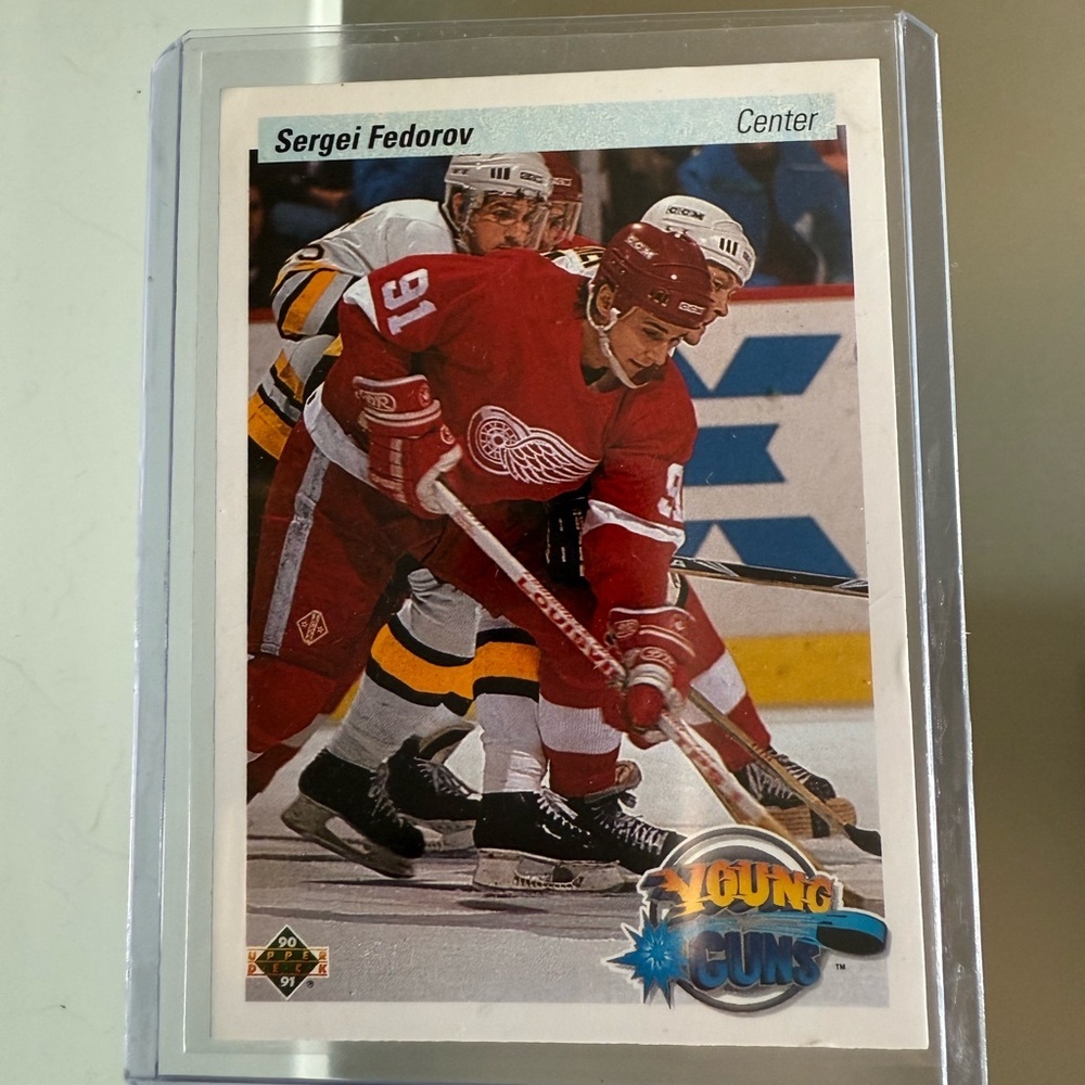 Sergei Fedorov 1990-1991 upper deck Hockey Card